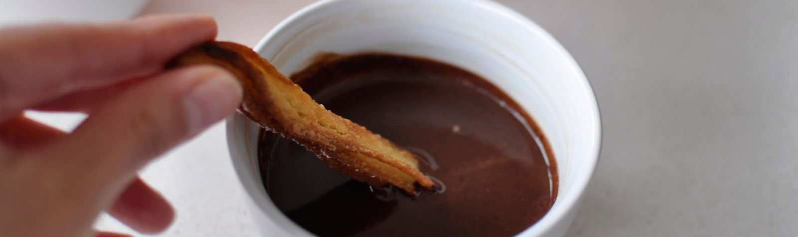 Churros con salsa de chocolate