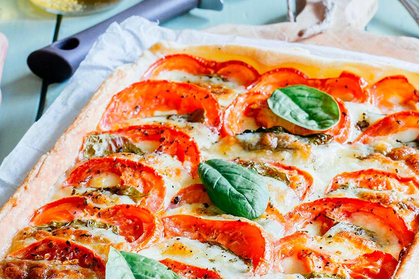 Tarta caprese con  Espinacas