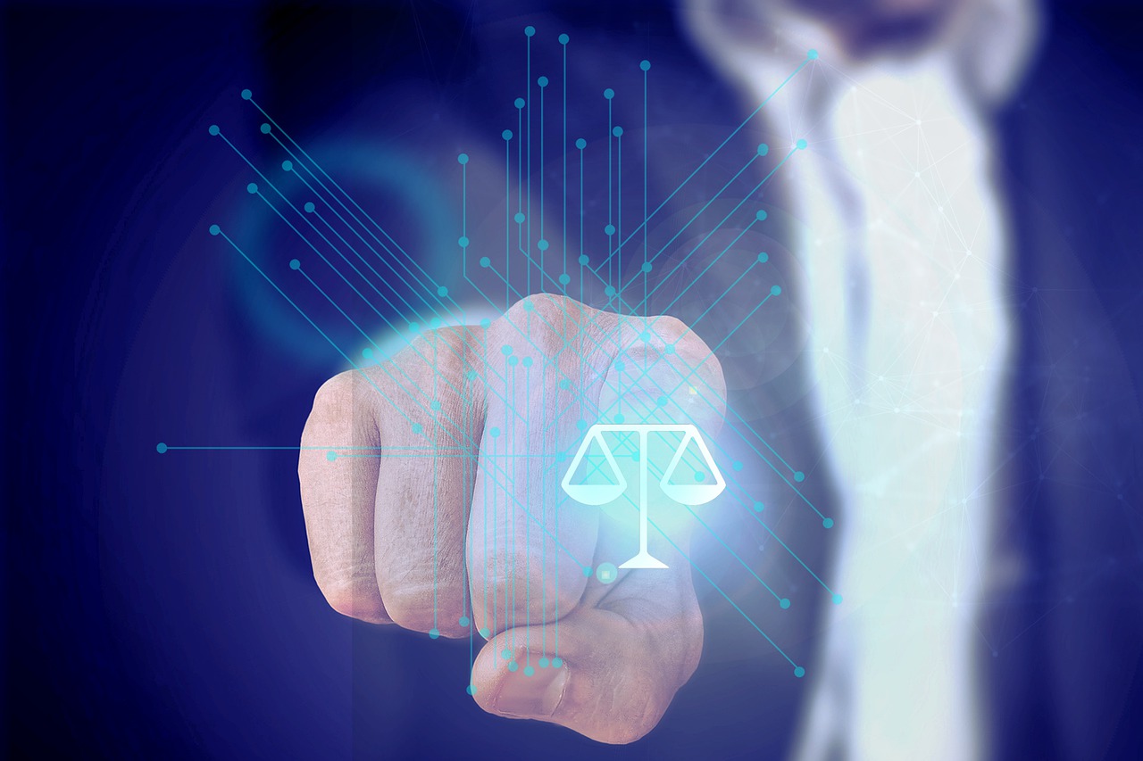 Startup pone en marcha el primer e-commerce legal