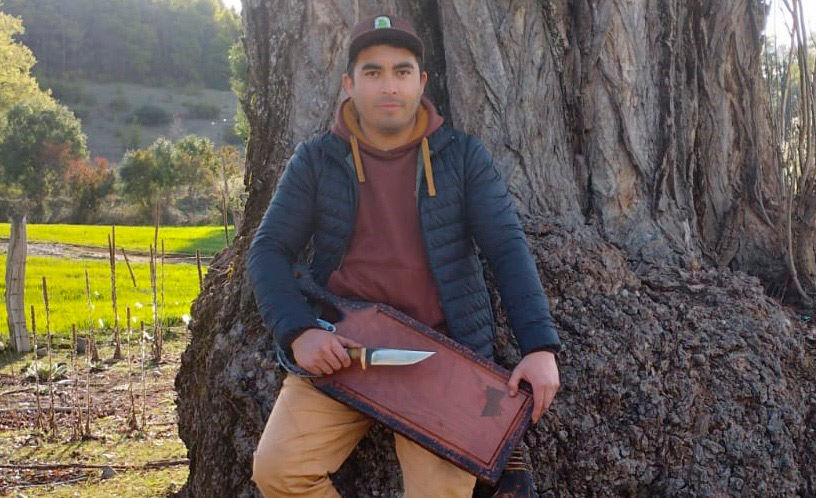 El metal y la madera toman forma en las manos de emprendedor de Antuco