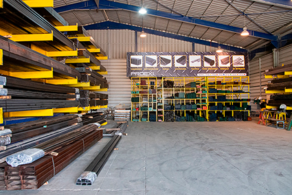 PROEXI: Barraca de fierro - ferretería - dimensionados de aceros Proexi se ha destacado por más de 25 años por entregar los mejores productos y servicios relacionados al corte y dimensionado de acero, barraca de acero y ahora productos de ferretería con complementos para la construcción.
