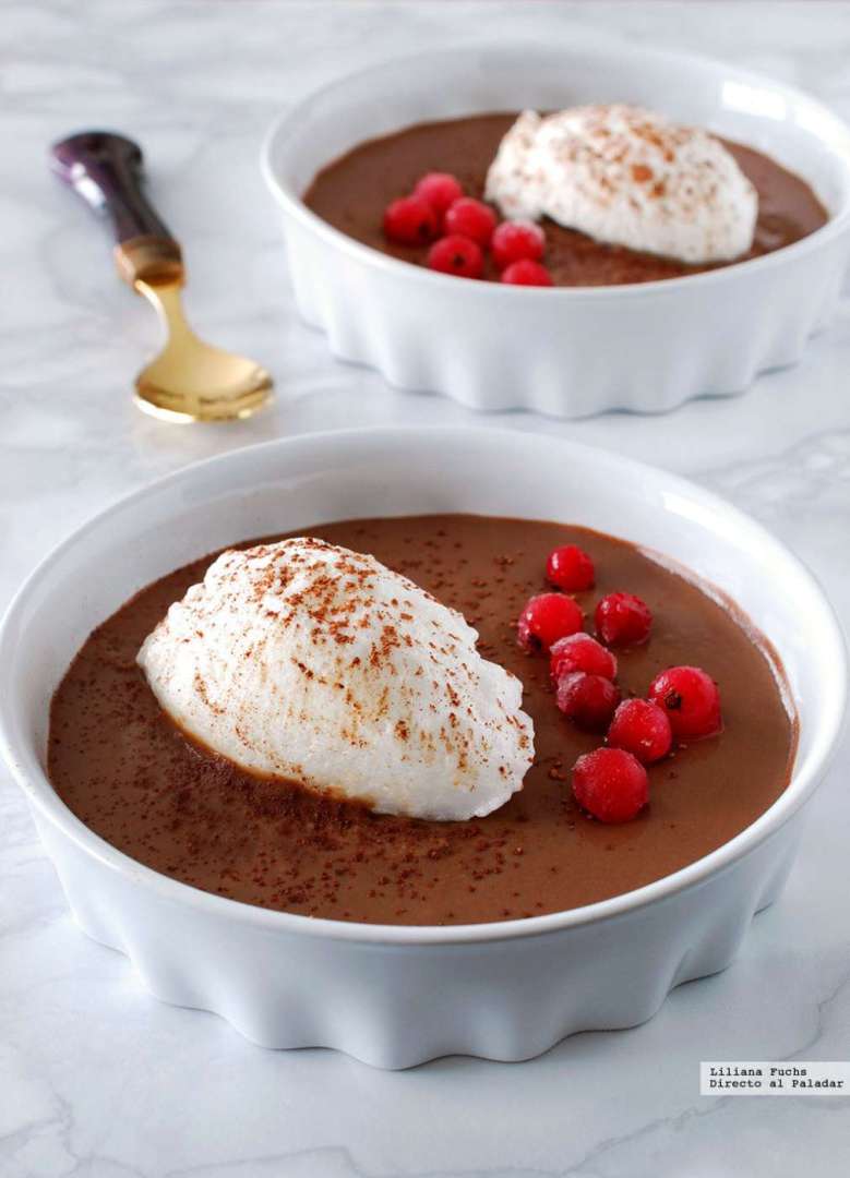 Islas flotantes con chocolate: receta tentadora para poner el broche dulce a una ocasión especial