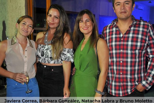 Revista VDS Chicureo Javiera Correa, Bárbara González, Natacha Labra y Bruno Moletto
