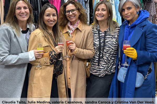 Revista VDS Chicureo Claudia Taito, Julia Medina, valeria Casanova, sandra Caroca y Cristina Van Der Veen