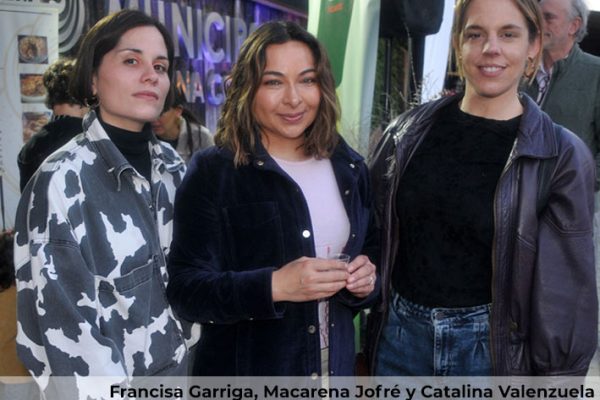 Revista VDS Chicureo - Francisa Garriga, Macarena Jofré y Catalina Valenzuela