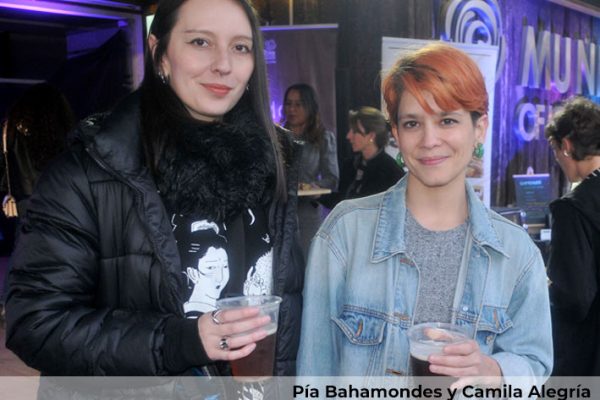 Revista VDS Chicureo - Pía Bahamondes y Camila Alegría