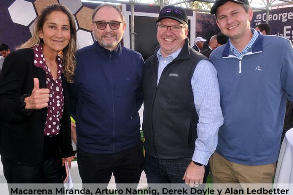 Revista VDS Chicureo, Macarena Miranda, Arturo Nannig, Derek Doyle y Alan Ledbetter